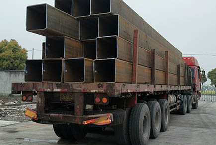 新宾大口径无缝方管