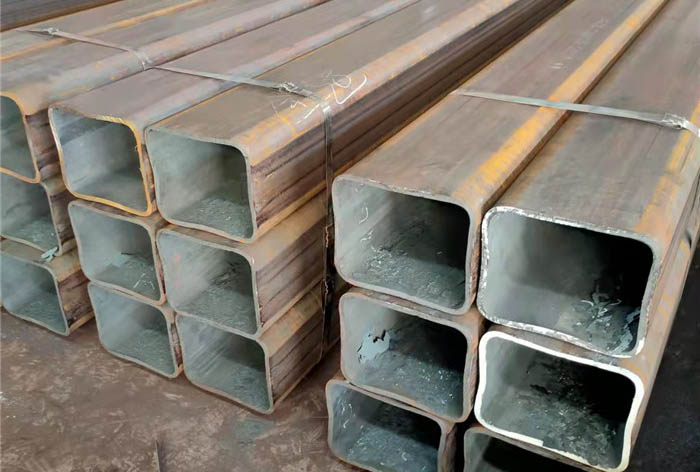 新宾大口径无缝方管