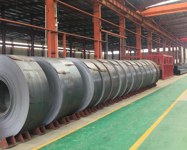 新宾方矩管生产母材