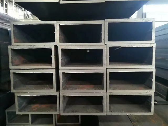 新宾Q235冷拔方管材质特点 适用工程场景分析
